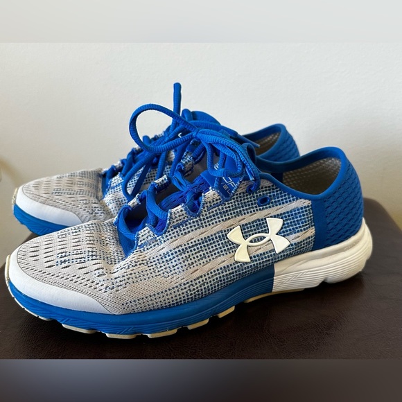 Under Armour - speedform velocity shoe- size US 8.5 - Picture 6 of 9